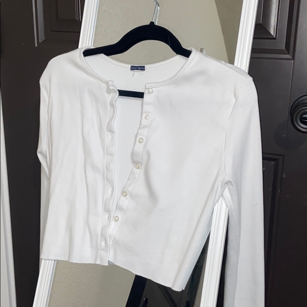 Brandy Melville white cropped sweater